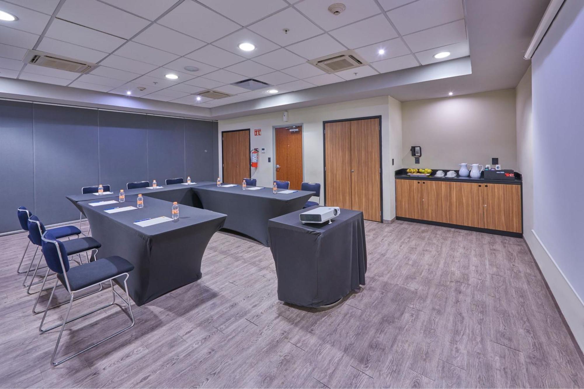 City Express By Marriott San Luis Potosi Zona Universitaria Zewnętrze zdjęcie